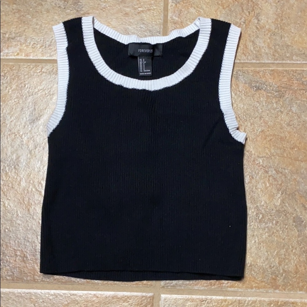 Crop top